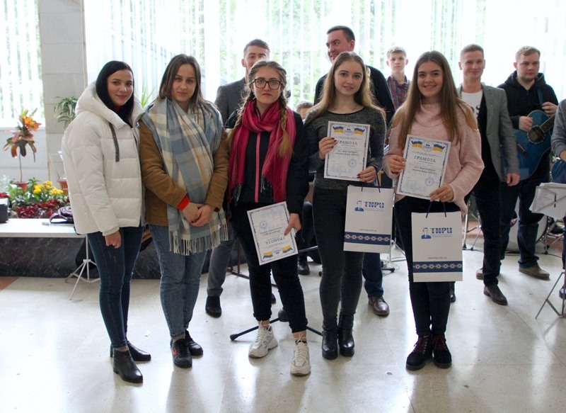 Слава талановитим студентам ТНПУ!